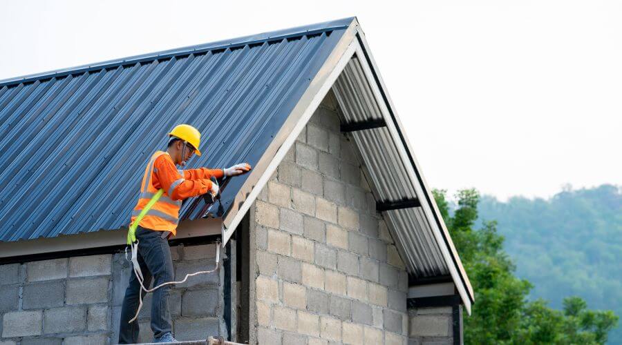 Expert top industrial roofings services in Aplington, IA